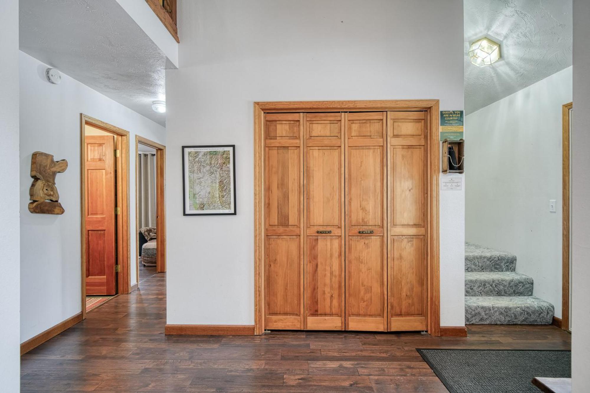 Wapiti View 6-Bedroom Cabin 28Mins To Yellowstone ไอส์แลนด์พาร์ก ภายนอก รูปภาพ