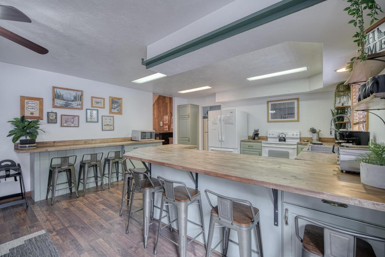 Wapiti View 6-Bedroom Cabin 28Mins To Yellowstone ไอส์แลนด์พาร์ก ภายนอก รูปภาพ
