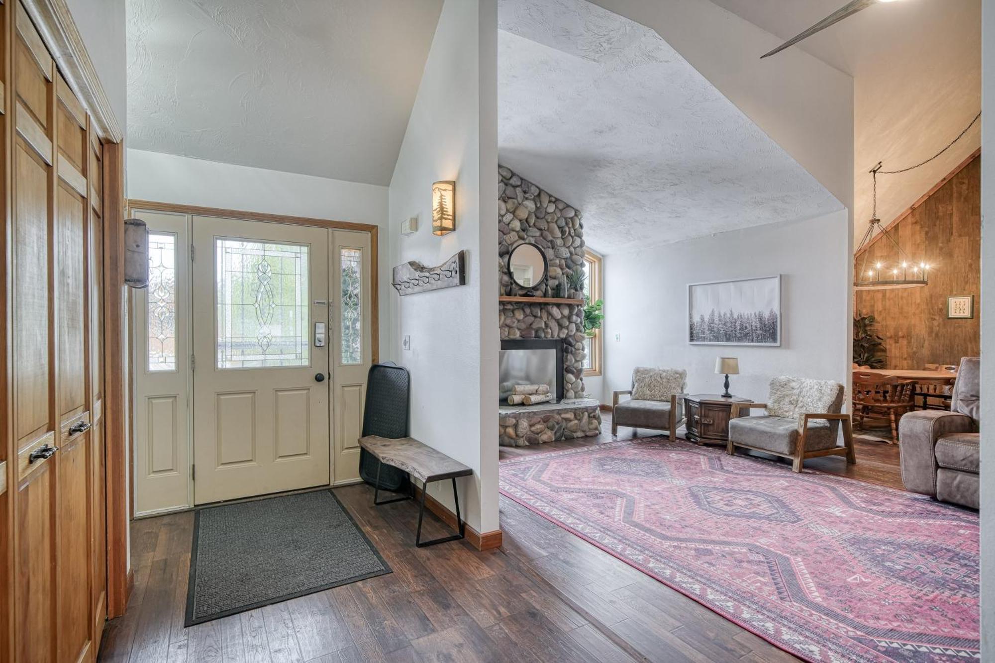 Wapiti View 6-Bedroom Cabin 28Mins To Yellowstone ไอส์แลนด์พาร์ก ภายนอก รูปภาพ